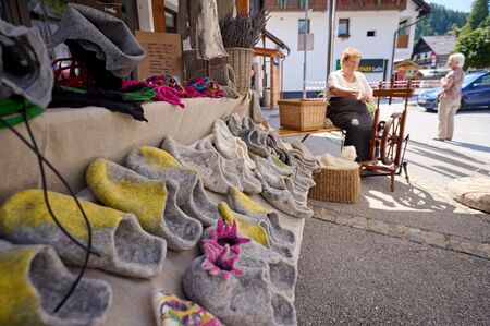 52. Lučki dan_Od štanta do štanta. Volna in filc